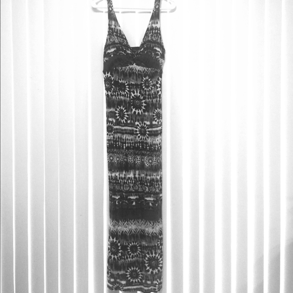 Black and white maxi dress